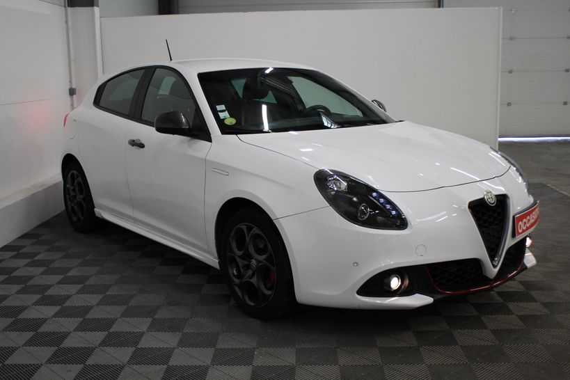 ALFA ROMEO GIULIETTA SERIE 2 2017 - Photo n°3