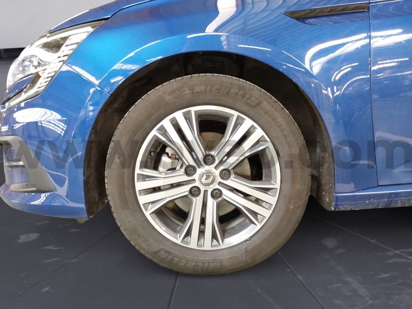 RENAULT MEGANE IV BERLINE 2023 - Photo n°4