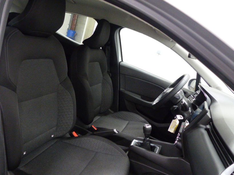 RENAULT CLIO V 2020 - Photo n°6