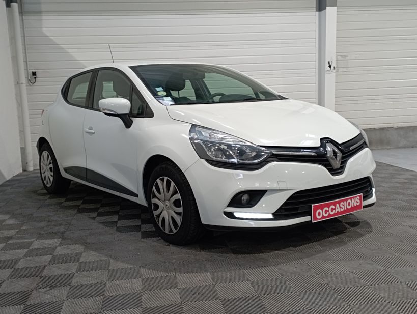 RENAULT CLIO IV SOCIETE 2019 - Photo n°3