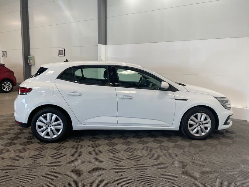 RENAULT MEGANE IV BERLINE 2022 - Photo n°28