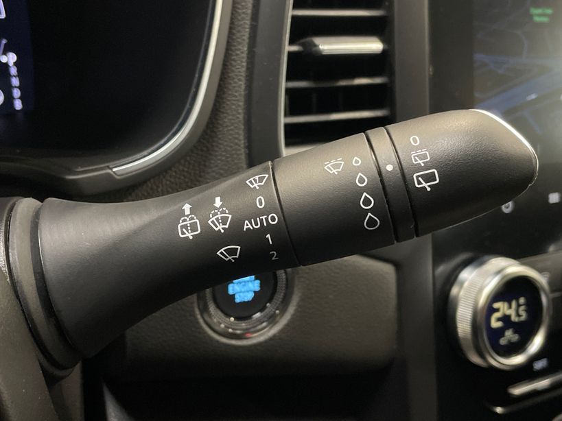 RENAULT MEGANE IV ESTATE 2021 - Photo n°26