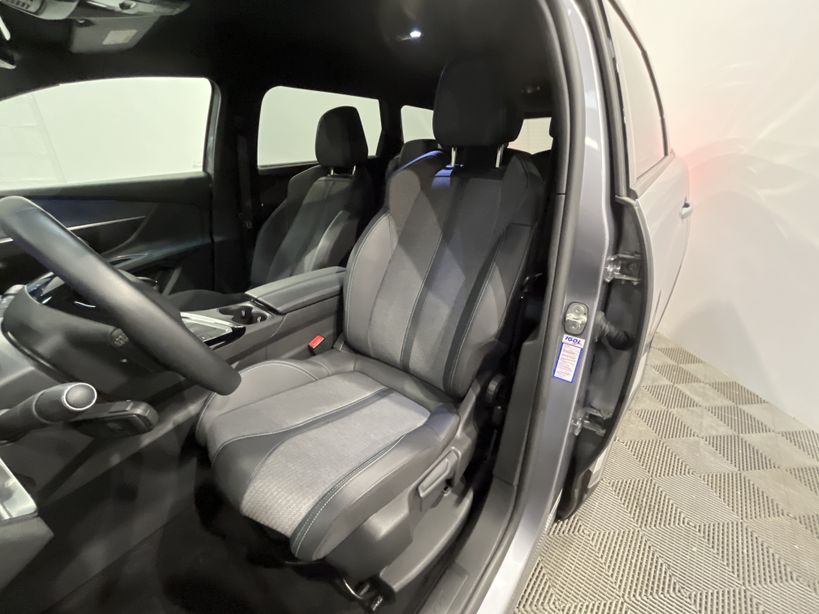 PEUGEOT 5008 2023 - Photo n°9