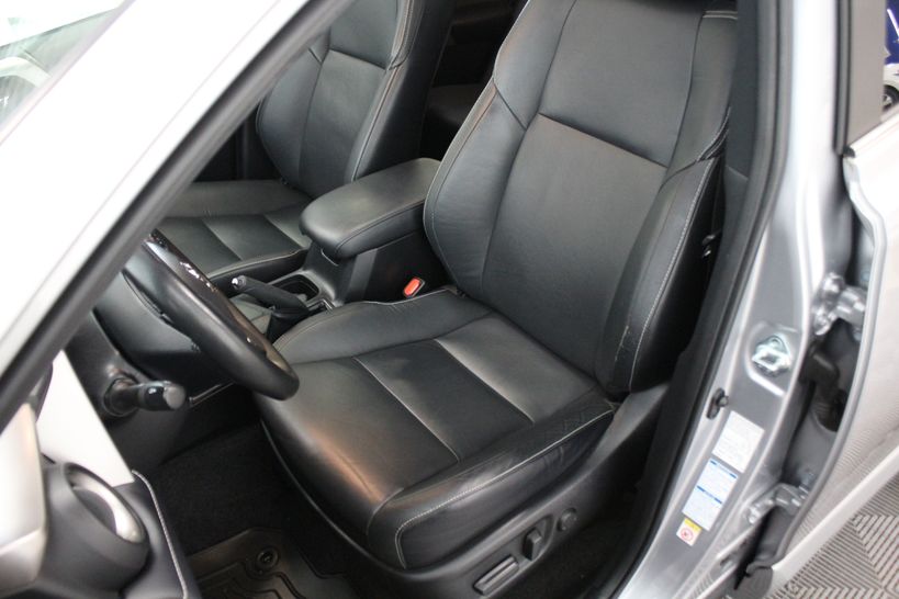 TOYOTA RAV4 HYBRIDE 2018 - Photo n°12