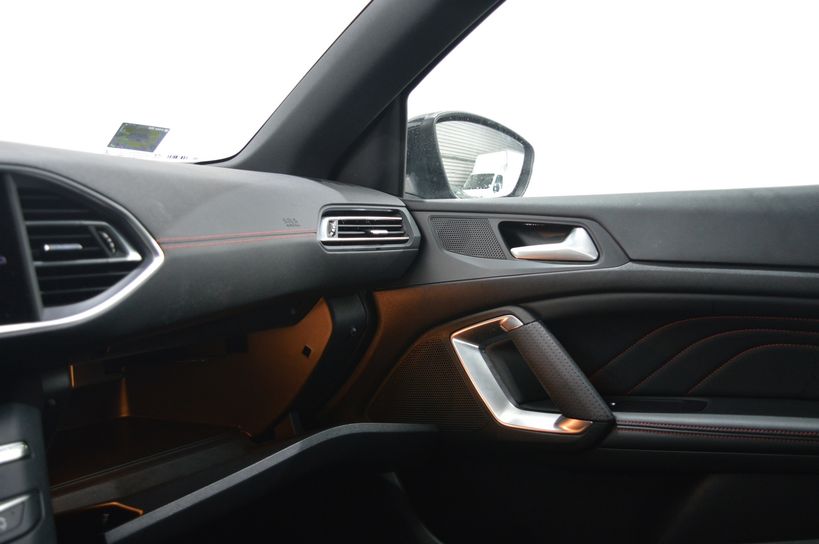 PEUGEOT 308 2020 - Photo n°35