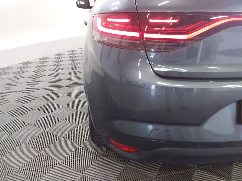RENAULT MEGANE IV BERLINE 2022 - Photo n°26