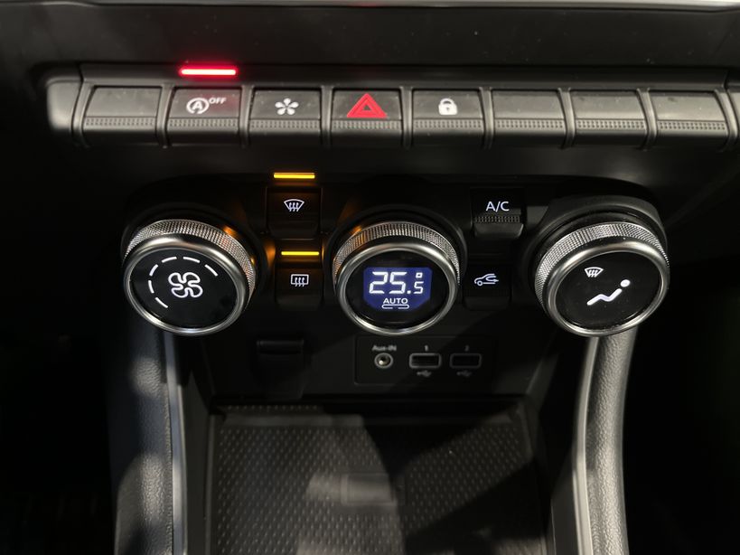 RENAULT CAPTUR 2021 - Photo n°16