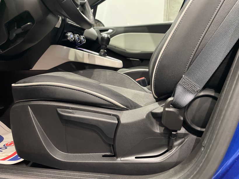 RENAULT CLIO V 2022 - Photo n°37