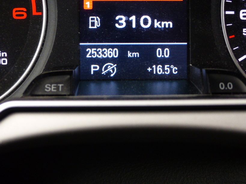 AUDI A4 2014 - Photo n°11