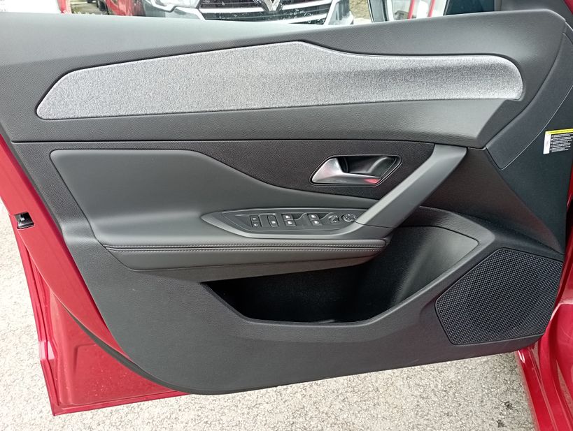 PEUGEOT 308 2024 - Photo n°36