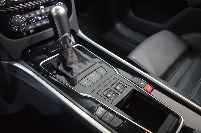 PEUGEOT 508 2015 - Photo n°11