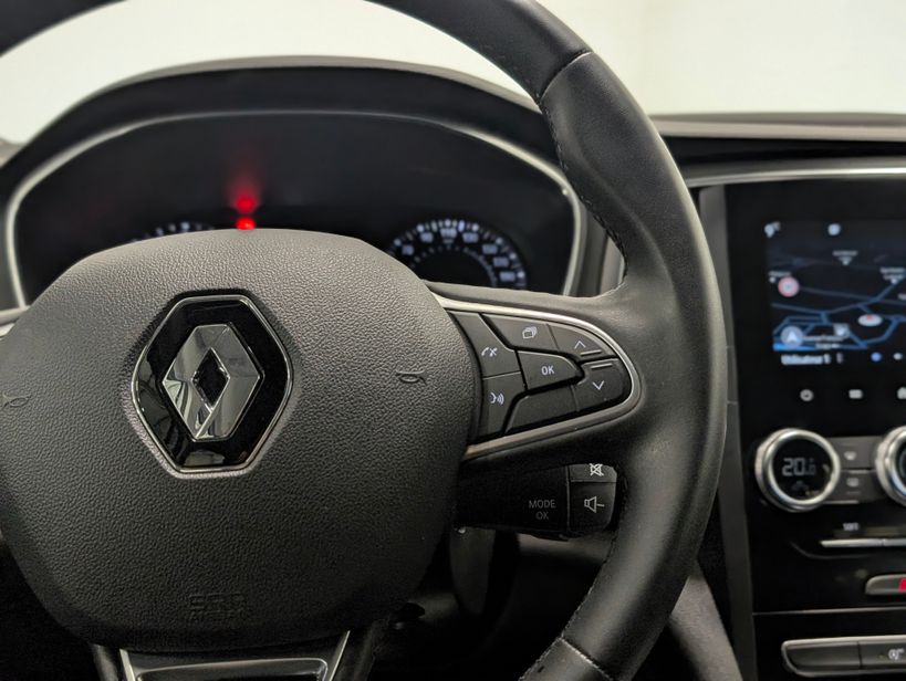 RENAULT MEGANE IV BERLINE 2022 - Photo n°15