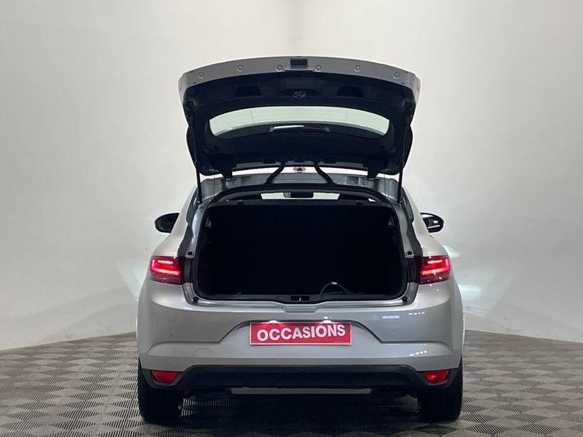 RENAULT MEGANE IV BERLINE 2021 - Photo n°47
