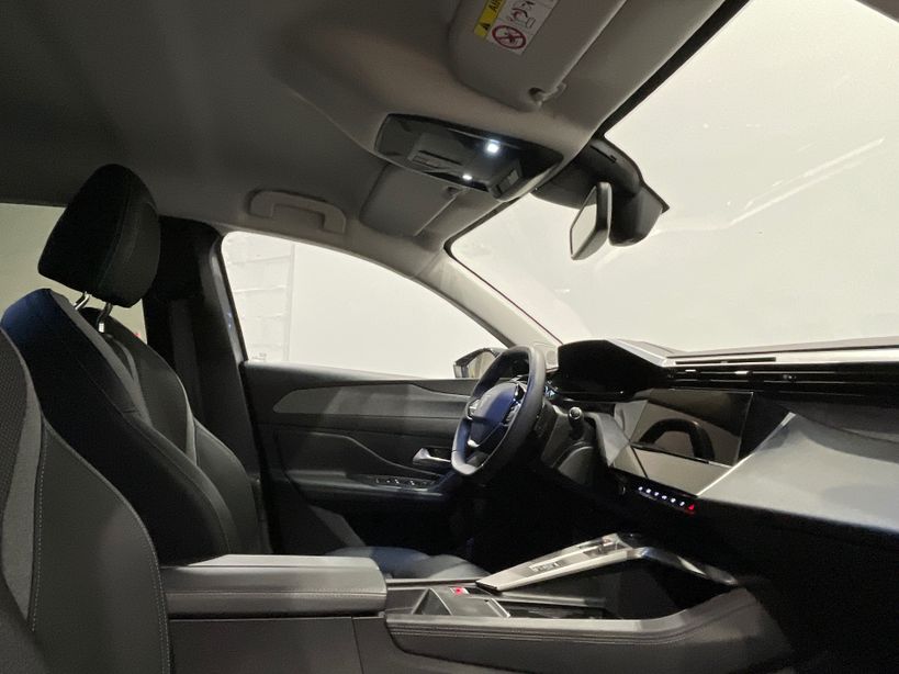 PEUGEOT 308 2023 - Photo n°24