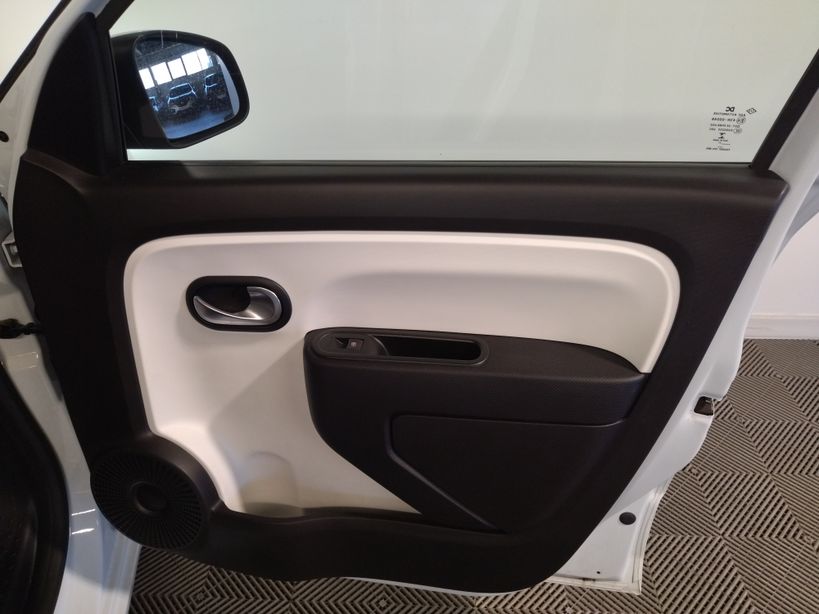 RENAULT TWINGO III 2021 - Photo n°7