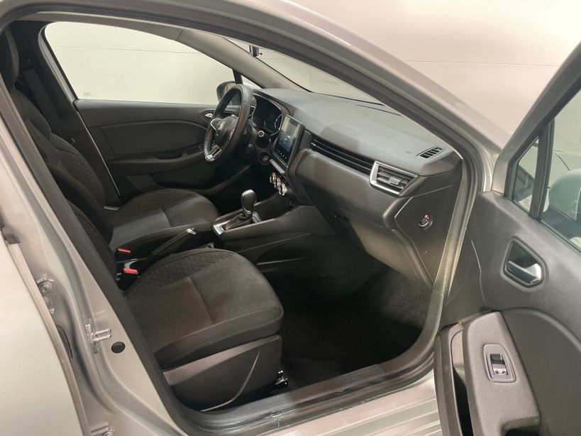 RENAULT CLIO V 2021 - Photo n°7