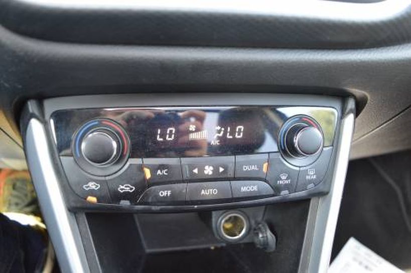 SUZUKI SX4 S-CROSS 2015 - Photo n°650