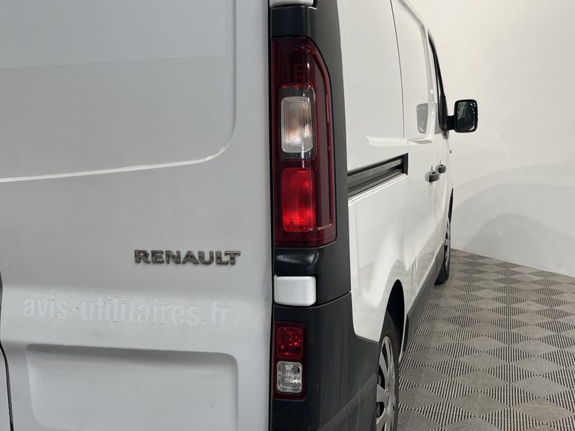 RENAULT TRAFIC FOURGON 2021 - Photo n°8