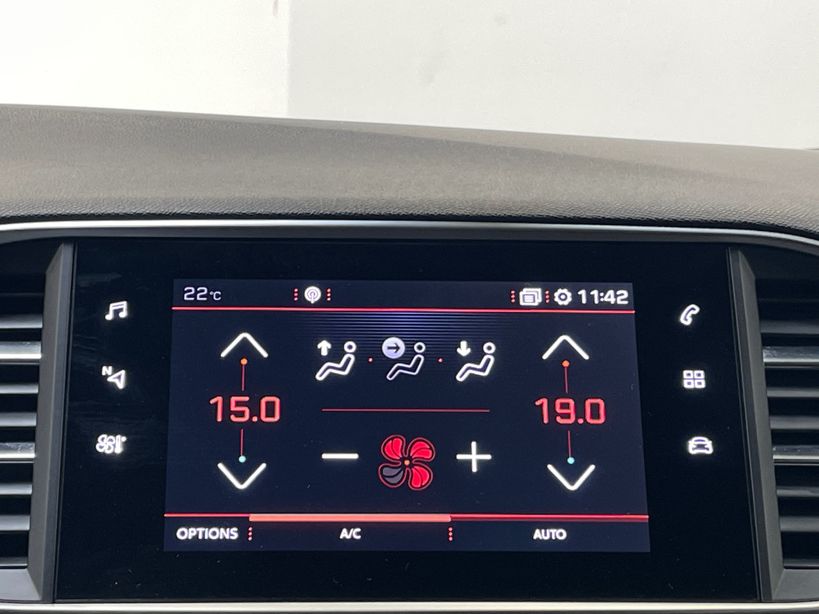 PEUGEOT 308 2021 - Photo n°15