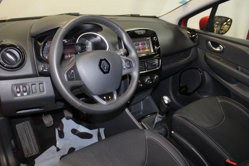 RENAULT CLIO IV 2017 - Photo n°9