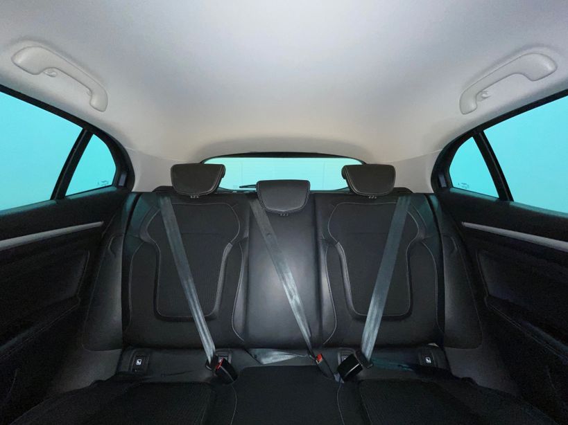 RENAULT MEGANE IV BERLINE 2023 - Photo n°42