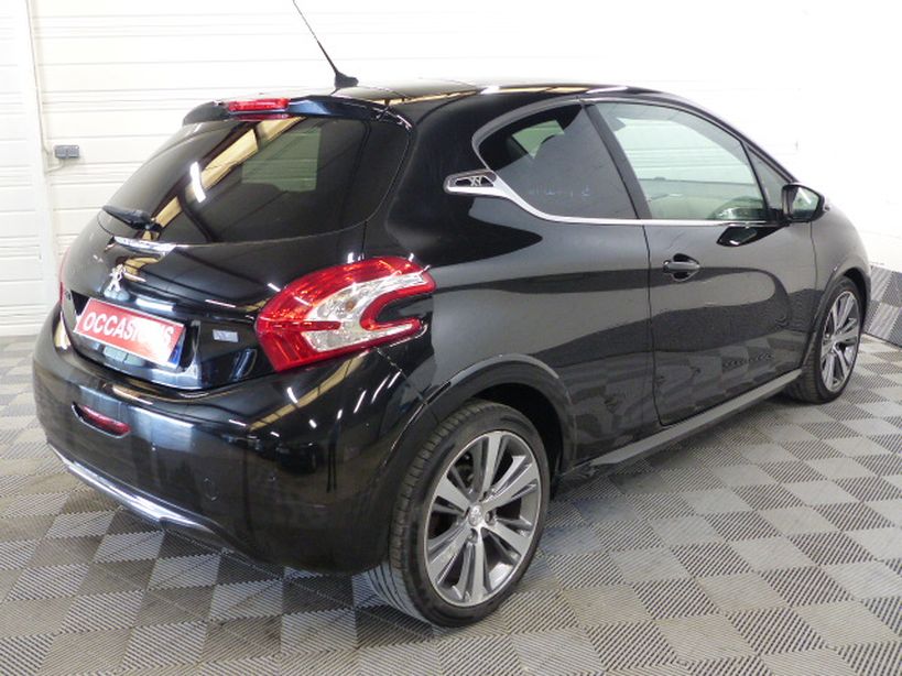 PEUGEOT 208 2014 - Photo n°16