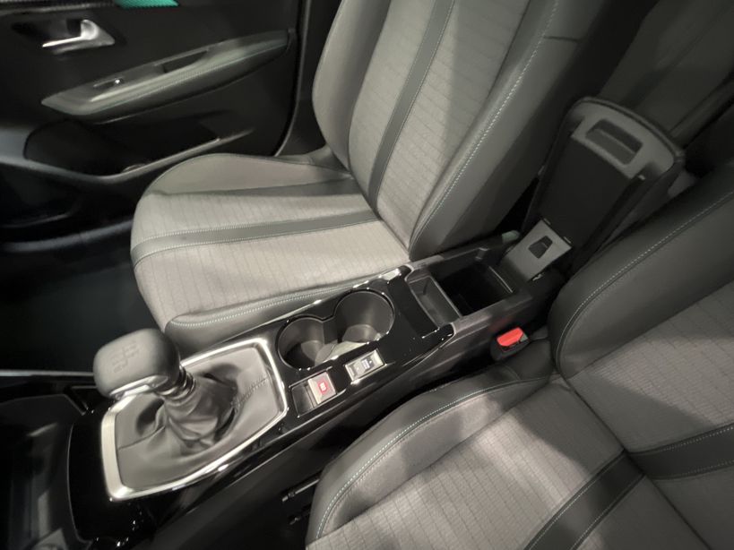 PEUGEOT 208 2023 - Photo n°19