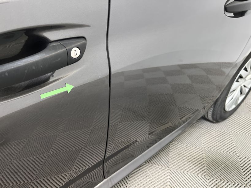 PEUGEOT 208 2020 - Photo n°14