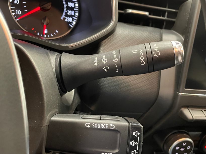 RENAULT CLIO V 2021 - Photo n°20