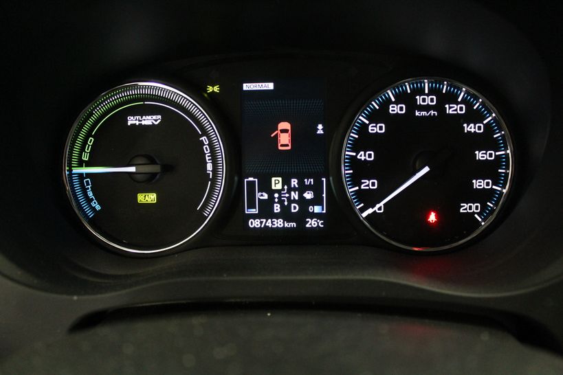 MITSUBISHI OUTLANDER 2015 - Photo n°21