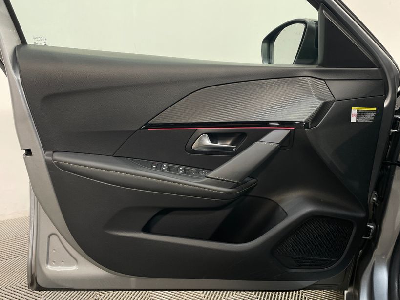 PEUGEOT 208 2023 - Photo n°30
