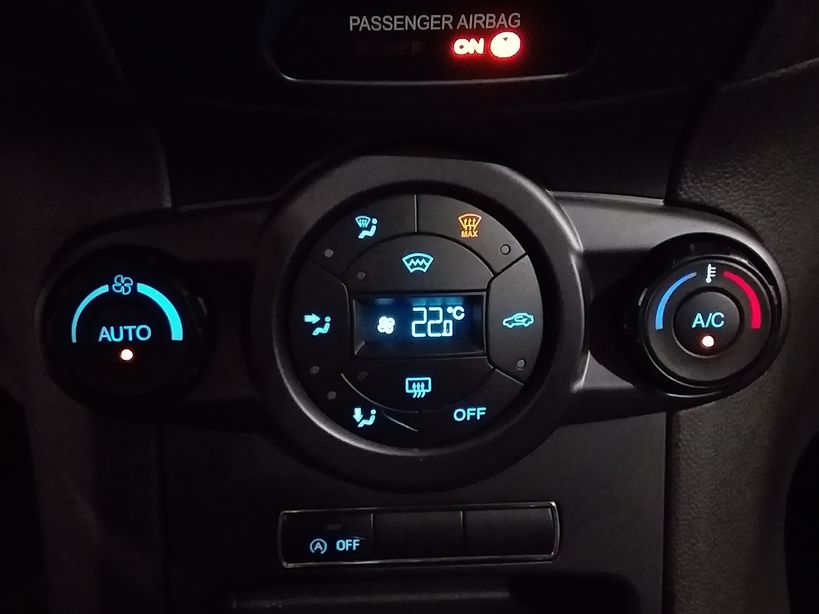 FORD FIESTA 2016 - Photo n°23