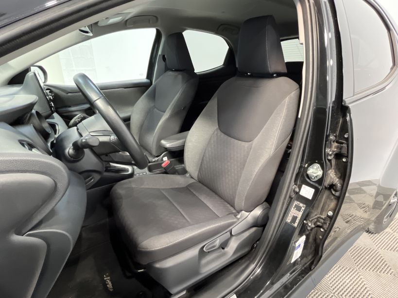 TOYOTA YARIS HYBRIDE MY22 2022 - Photo n°9