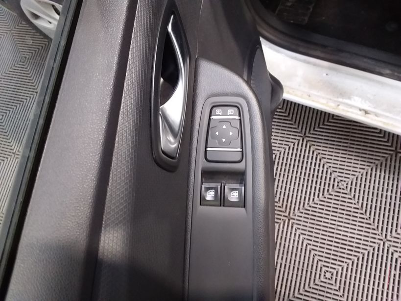 RENAULT CLIO IV SOCIETE 2019 - Photo n°16