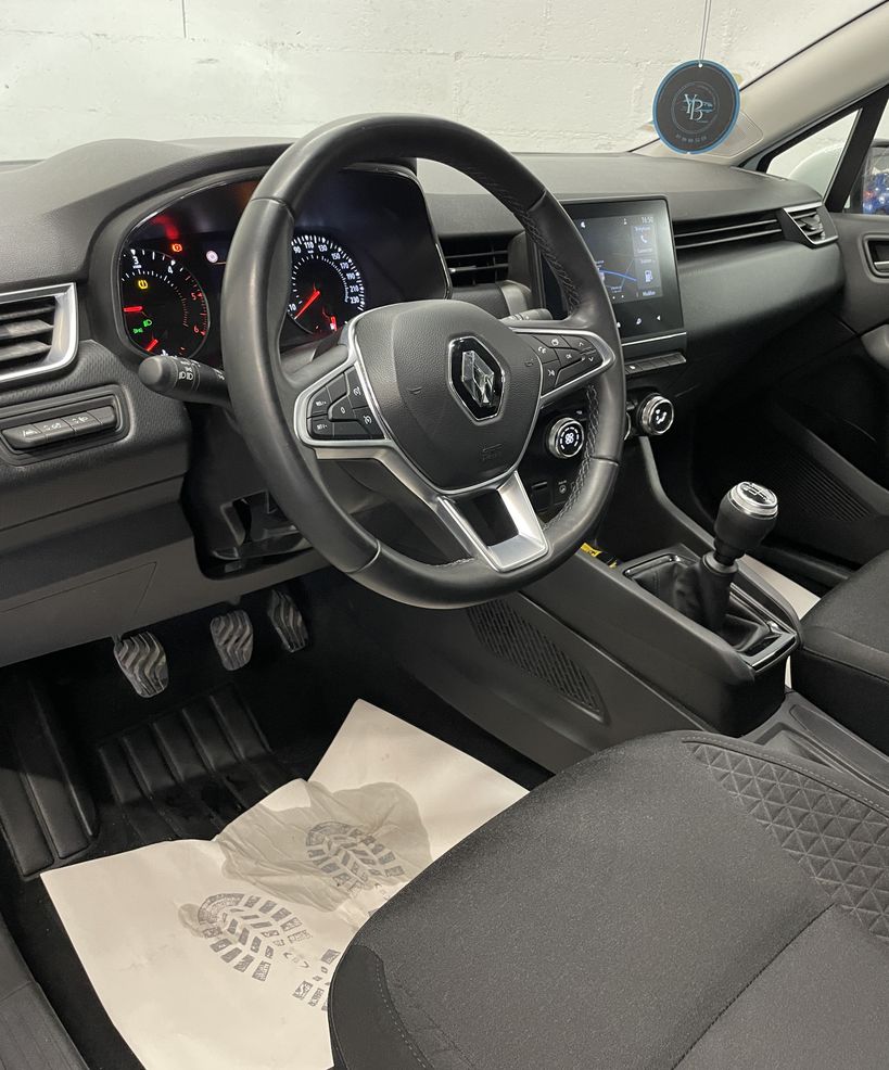 RENAULT CLIO V 2021 - Photo n°9