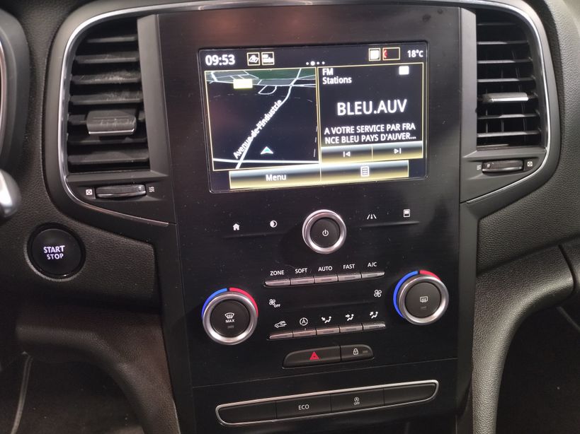 RENAULT MEGANE IV BERLINE BUSINESS 2020 - Photo n°15