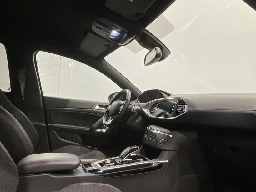 PEUGEOT 308 2021 - Photo n°23