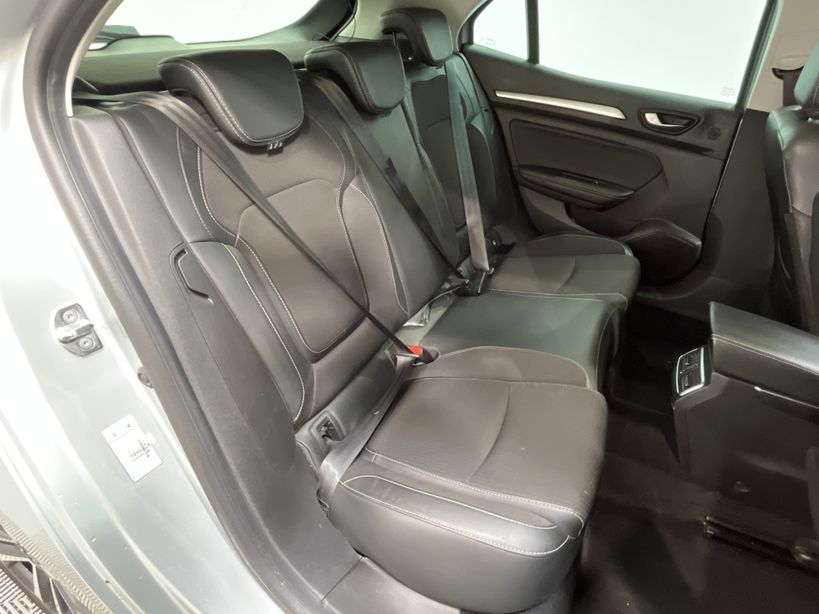 RENAULT MEGANE IV BERLINE 2021 - Photo n°41