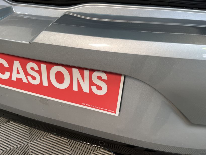 RENAULT MEGANE IV BERLINE 2021 - Photo n°5