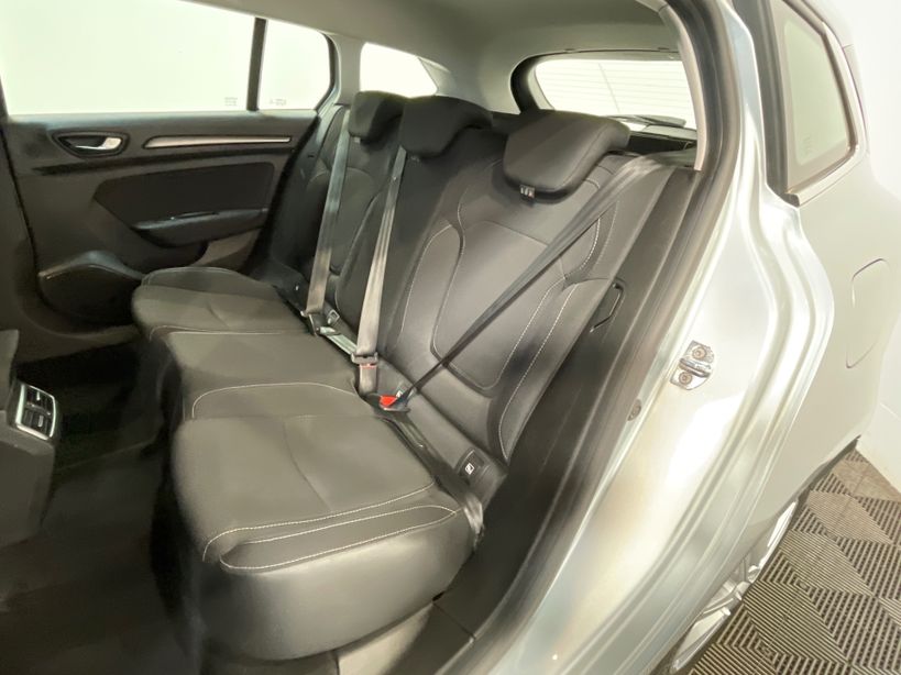 RENAULT MEGANE IV ESTATE 2021 - Photo n°10