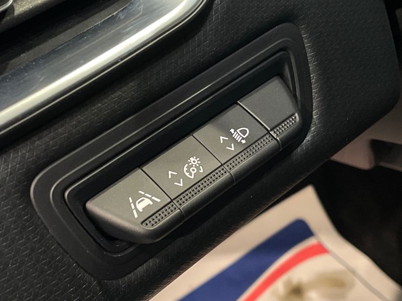 RENAULT CLIO V 2021 - Photo n°33