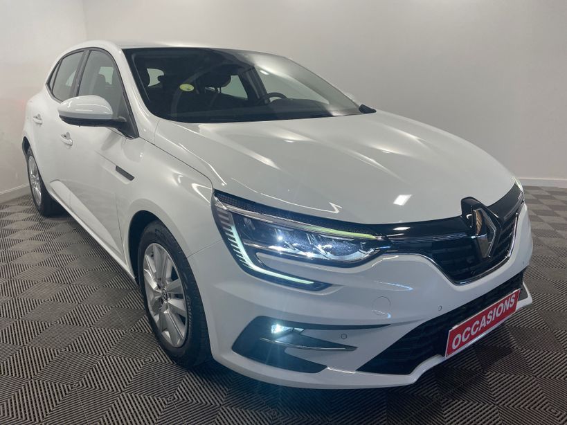 RENAULT MEGANE IV BERLINE 2021 - Photo n°3