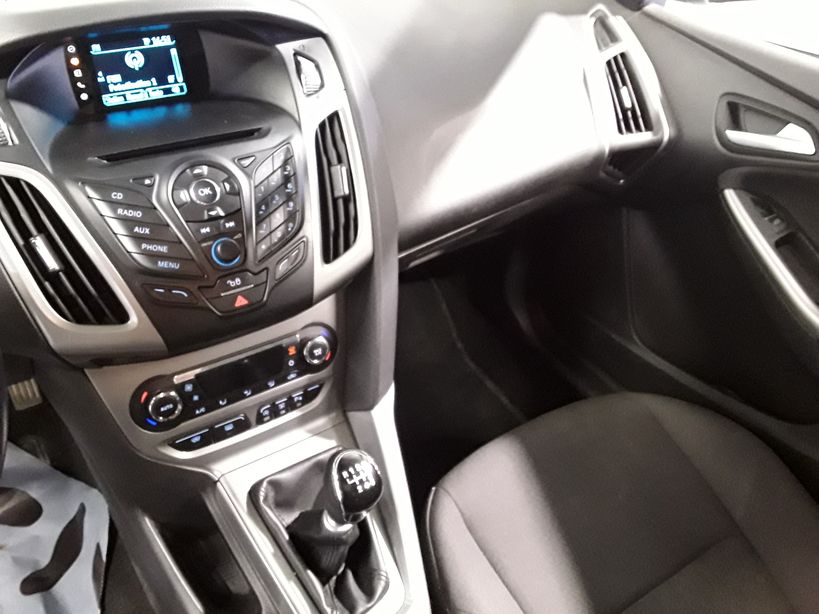 FORD FOCUS 2014 - Photo n°8