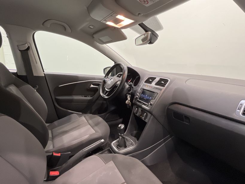 VOLKSWAGEN POLO 2017 - Photo n°21