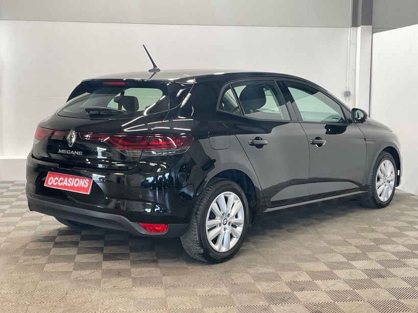 RENAULT MEGANE IV BERLINE 2022 - Photo n°4