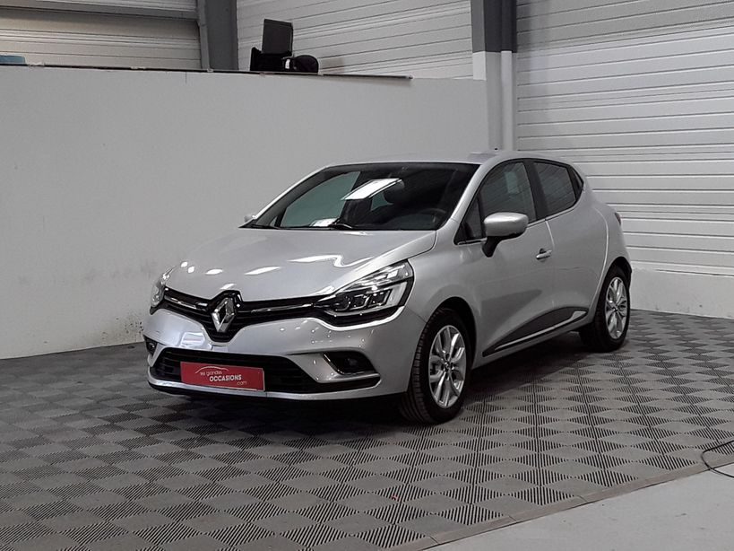 RENAULT CLIO IV 2016 - Photo n°1