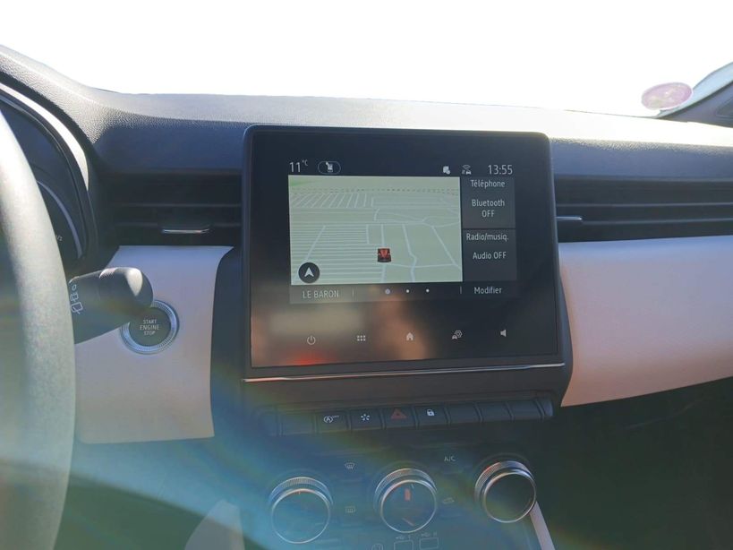 RENAULT CLIO V 2023 - Photo n°9