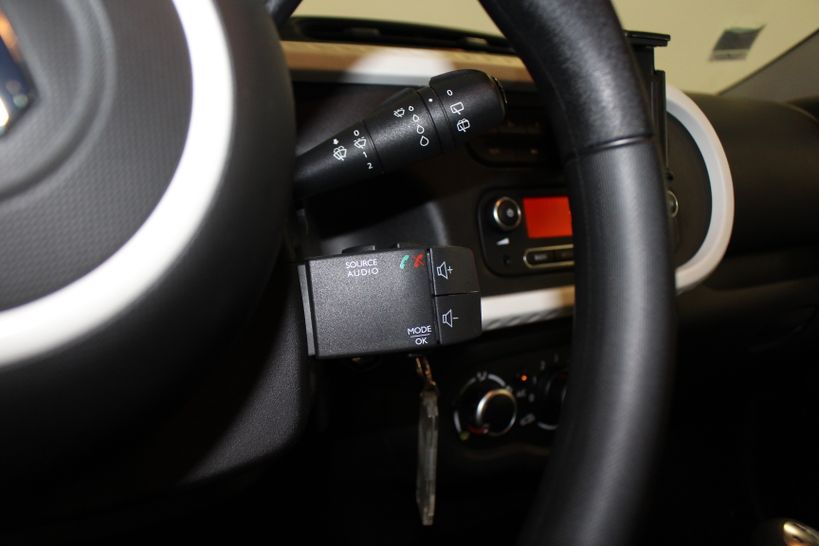 RENAULT TWINGO III 2019 - Photo n°14