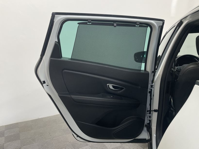 RENAULT GRAND SCENIC IV 2023 - Photo n°40