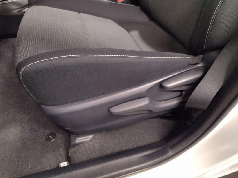 TOYOTA RAV4 2016 - Photo n°27